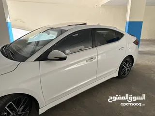  2 2019 Elentra Turbo.