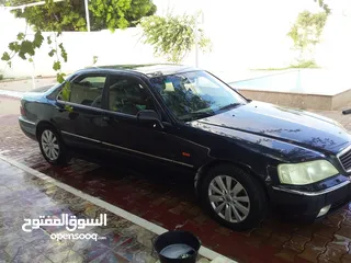  11 هوندا لجند موديل 2005محرك35بحالةممتازةسريةعجل