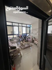  8 شقة للبيع في منطقة البيرة بمساحة 220 متر