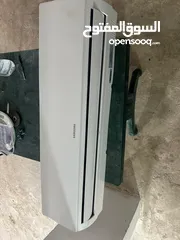  4 موجود مكيف طن ونص سامسونج استعمال اشي بسيط  المكيف شغال والغاز فل  للبيع