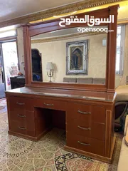  2 تواليت مع مرايتو