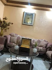  4 طقم كنب مستعمل مع طاولات