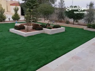  7 عشب صناعي كثافات مختلفه و جلد بي في سي بلجيكي
