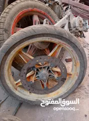 3 قطع غيار درجات وسكوترات ودبابات ويوجد درجات وسكوترات ودبابات للبيع وبحاجه بعض صيانه