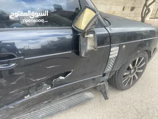  10 رنج روفر فوج للبيع على ضربتها