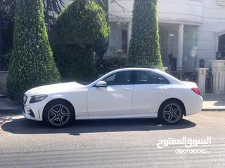  5 مرسيدس بنز المانية C200 بحالة الوكالة والزيرو 17 كم فقط اعلى صنف AMG formatic من المالك بسعر مغري