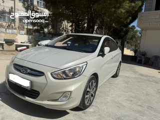  22 اكسنت 2017 ماتور 1600 بنزين اتوماتيك 4 غياااااار ماشية 40 ألف
