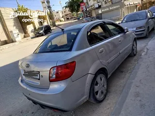  3 كيا ريو 2007