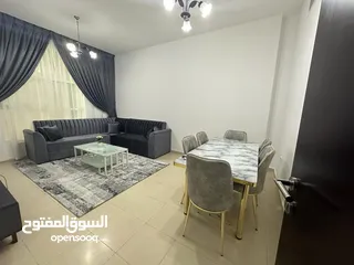  4 اجمل غرفتين وصاله في السيتي تاور النعيميه شارع خليفه. فرش جديد اول ساكن