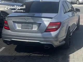  4 مرسيدس C300 بحالة ممتازة للبيع أمريكي