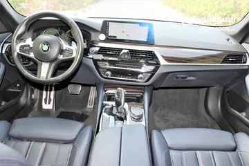  11 2018 BMW 520I M Kit, GCC with Full Service History and one year warranty unlimited KM