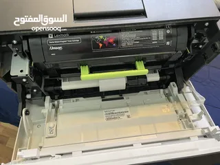  4 للبيع جهازين جوالات وطابعة نوع ليكس مارك وطقم كنب برتقالي نظيف جدا 4 طقم