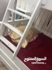  9 تخت ثلاث طوابق مستعمل في حالة جيدة