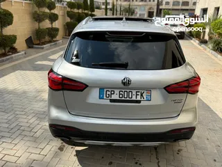  8 MG HS ترخيص 2022  Plug in محرك 1500 هايبرد