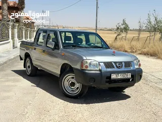  4 نيسان داتسون 2003