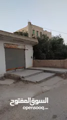  17 منزل مميز للبيع