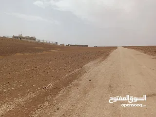  13 قطعة ارض مميزة للبيع في زملة العليا مقابل القصر القطري مساحة 3600م على شارعين