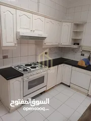  2 شقة راقية طابق أول 212م في أرقى مناطق عبدون/ ref 2000