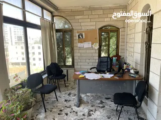  15 للايجار طابق كامل من المالك مباشره في عمارة خاصة