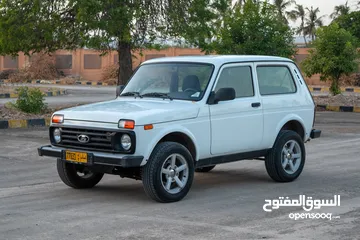  5 Lada Niva 4x4 Urban (2016) in Dhofar