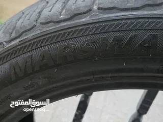  1 زوج من الإطارات مستخدم ماركة مارشال ID4 ليست كهرباء للبيع