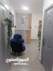  1 عيادة طب عام مجددة و مجهزة بالكامل للبيع بأفضل مناطق الرابية عمان