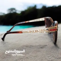  7 اي قطعة بدينار واحد فقطط