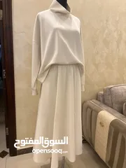  3 طقم ابيض تنورة و وبلوزة من مودانيسا للبيع