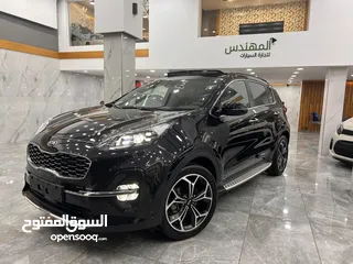  1 كيا سبورتاج GT line كامل الاضافات