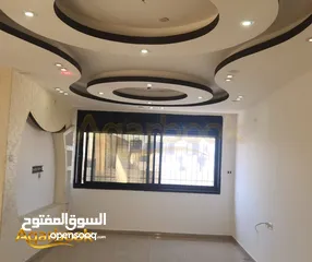  1 شقة مميزة بإطلالة رائعة للبيع المصايف – خلف شركة الكهرباء