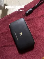  13 باوربانك ومودم من شركة هواوي