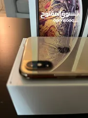  1 ايفون xs max للبيع بحالة الوكالة مع كرتونتو الاصلية