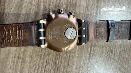  7 Swatch irony لون نادر وعدد محدود