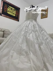  4 بدلة عاروس ابيض نظيف