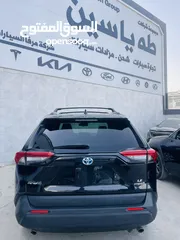  16 2021 TOYOTA RAV4, LE  بطاريه ليثيوووم السياره توب نضافه بصلاه على النبي