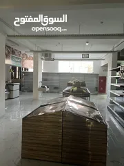  4 هايبر ماركت للبيع مع تجهيزاته ‏hypermarket for sale