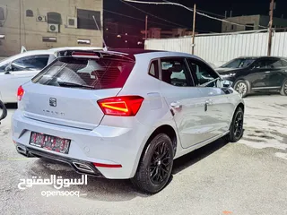  2 سيلت ابيزا بالكرتونه
