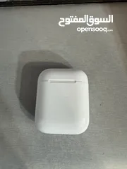 3 Apple AirPods 2