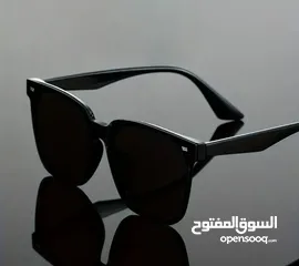 30 لا يوجد نظارة في هذا الاعلان سعرها يزيد عن 40 شيكل  بس ابعت صورة النظارة وانا بعطيك سعرها مبشارة