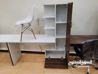  15 تشكيلة طاولات للعمل والدراسة تناسب الجميع مع إمكانية اختيار اللون والقياس حسب الطلب