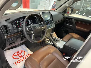  2 Toyota Land Cruiser 2019