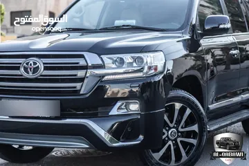  2 Toyota Land Cruiser 2017 Gx-r V8  السيارة بحالة الوكالة و قطعت مسافة 141,000 كم   اللون : اسود