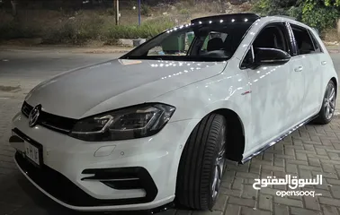  3 Golf R Line (MK 7.5) موديل 2019 محرك 1500