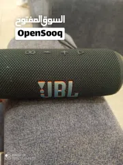  3 JBL FLIP6  watarproof