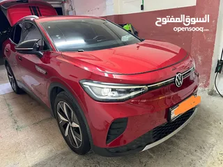  6 Id4 cross pur + 2021 بحالة الوكالة لون خمري