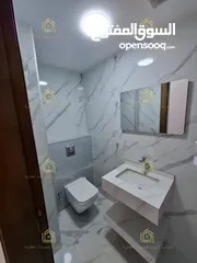  3 شقة مجددة - الصويفية - 3نوم - 195م
