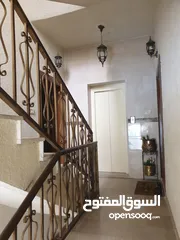  14 خلدا شقة مفروشة للإيجار طابق اول مع تراس ومدخل خاص