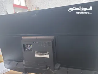  7 شاشة تلفزيون SHARP LED