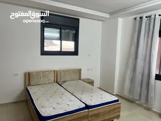  3 شقه للبيع في منطقة العامريه
