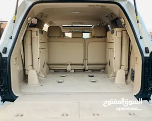  22 تويوتا لاند كروزر GXR V6 خليجي 2013 فول مواصفات صبغ وكالة نظيفه جدا